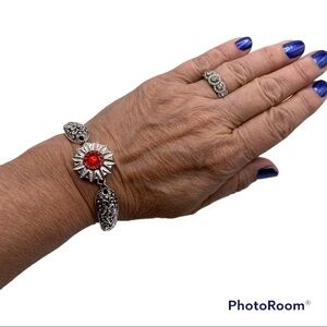 Elegant Victorian Style Floral Bangle Bracelet & Red Sunflower Ginger Snap NWT